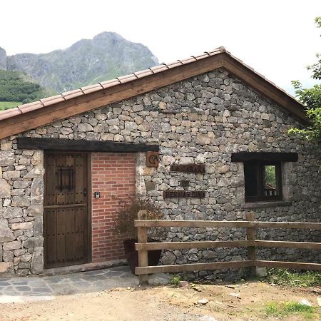 La Cabana De Bernardina Sotres Kültér fotó