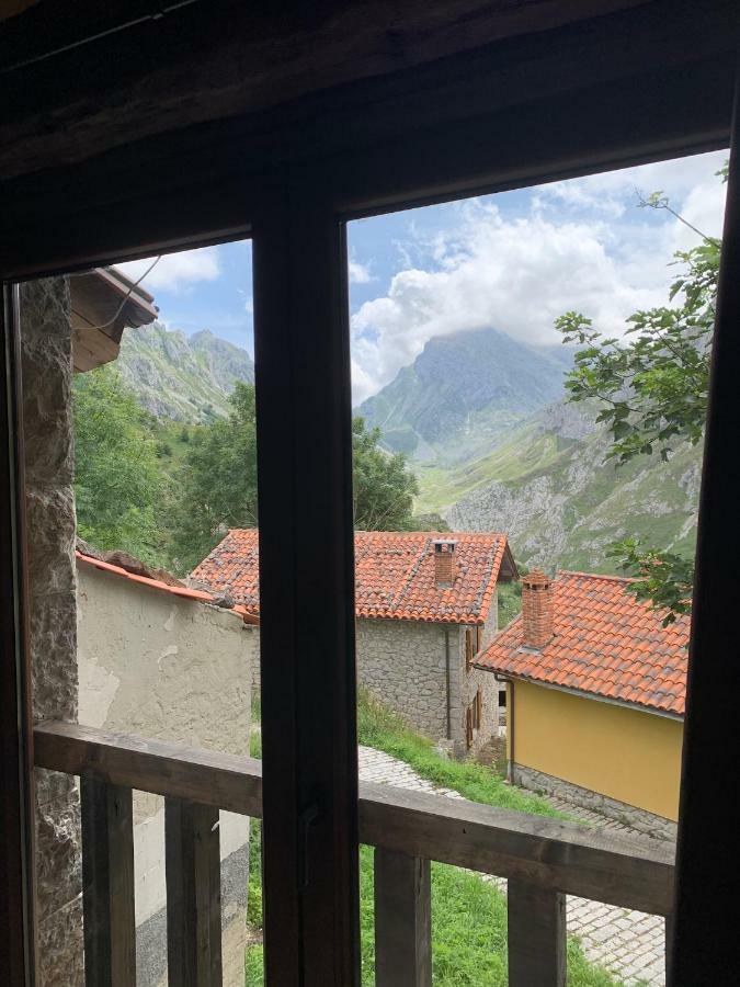 La Cabana De Bernardina Sotres Kültér fotó